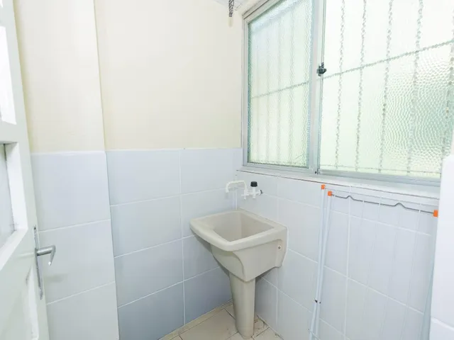 Apartamento 2 quartos e 1 banheiro, à venda, no bairro Três Vendas em Pelotas