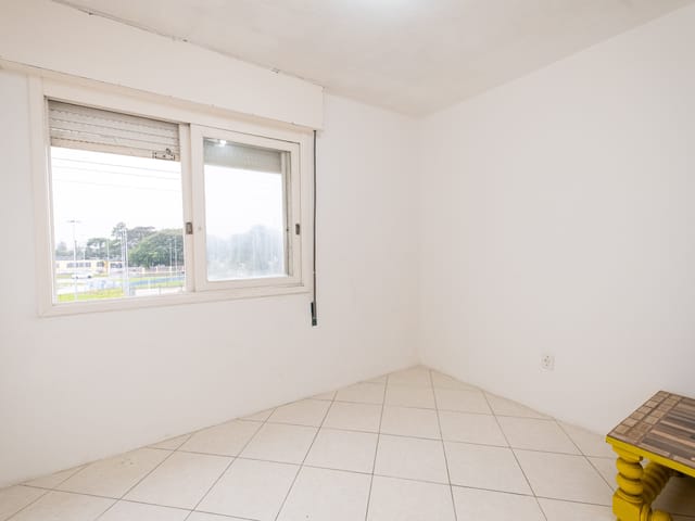 Apartamento com 72m² 2 quartos e 1 banheiro, à venda, no bairro Centro em Pelotas