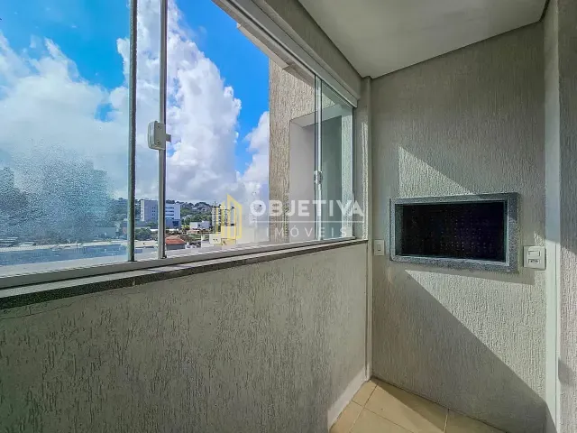 Apartamento 2 quartos e 2 banheiros, para alugar, no bairro Pátria Nova em Novo Hamburgo