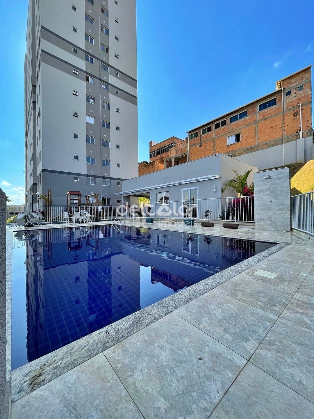 Apartamento à venda com 2 quartos, 48m² - Foto 32