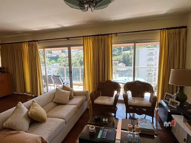 Apartamento 4 quartos e 2 banheiros, à venda, no bairro Centro em Petrópolis