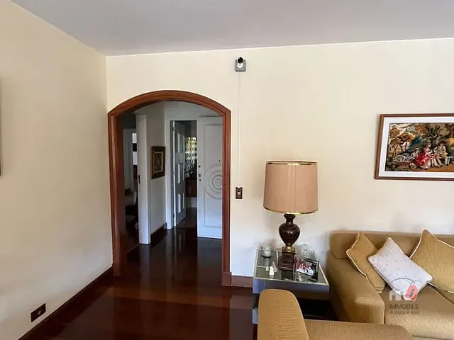 Apartamento 4 quartos e 2 banheiros, à venda, no bairro Centro em Petrópolis