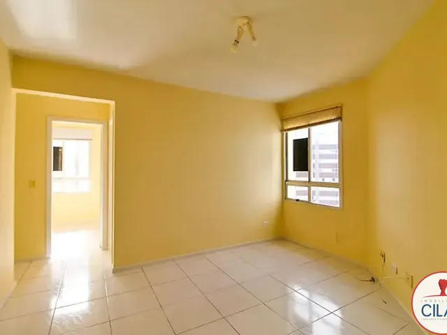 Apartamento 2 quartos e 2 banheiros, à venda, no bairro Bigorrilho em Curitiba