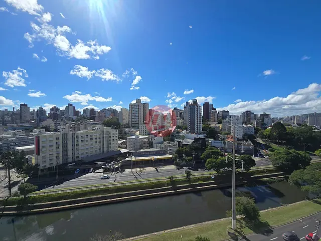 Apartamento 1 quarto e 1 banheiro, à venda, no bairro Santana em Porto Alegre