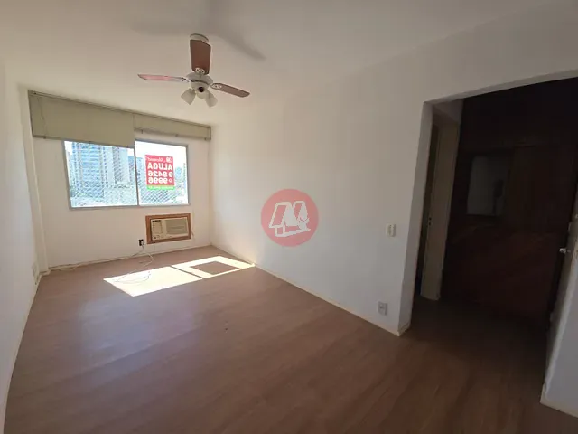 Apartamento 1 quarto e 1 banheiro, à venda, no bairro Santana em Porto Alegre