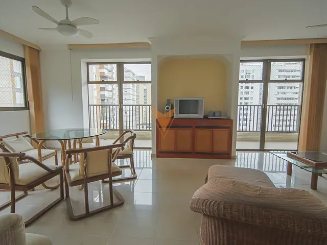 Apartamento 4 quartos e 2 banheiros, à venda, no bairro Pitangueiras em Guarujá