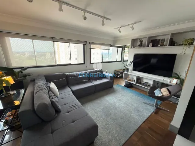 Apartamento 3 quartos e 2 banheiros, à venda ou para alugar, no bairro Jardim São Dimas em São José dos Campos