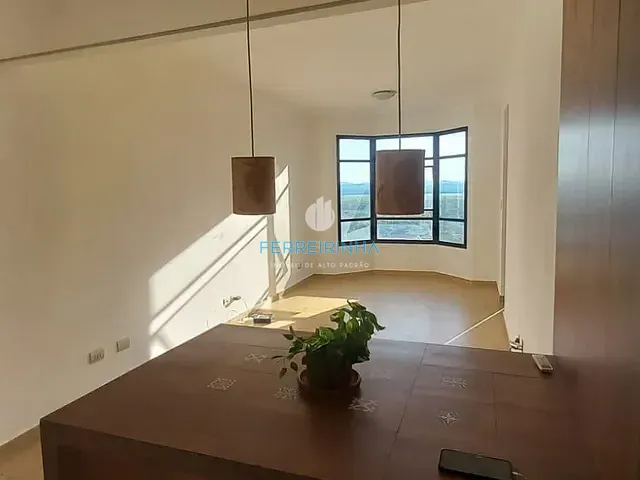 Apartamento 2 quartos e 2 banheiros, à venda, no bairro Jardim das Indústrias em São José dos Campos