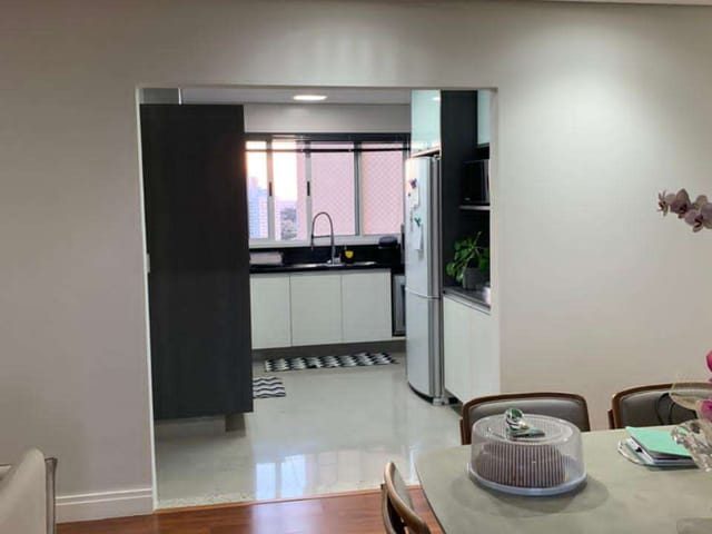 Apartamento com 218m² 3 quartos e 5 banheiros, à venda, no bairro Bela Suiça em Londrina