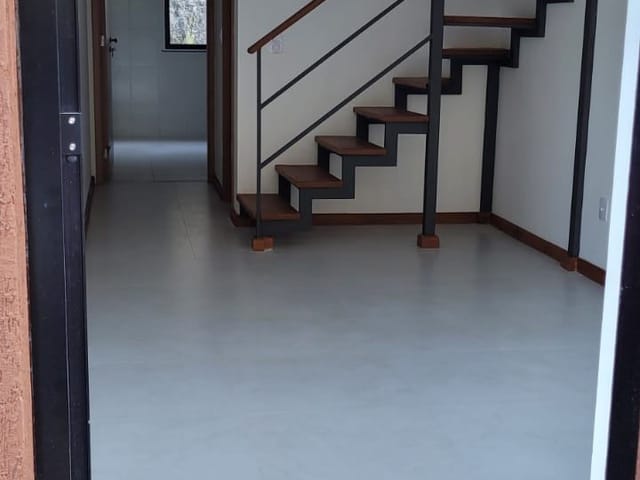 Apartamento 2 quartos e 2 banheiros, à venda, no bairro Corrêas em Petrópolis