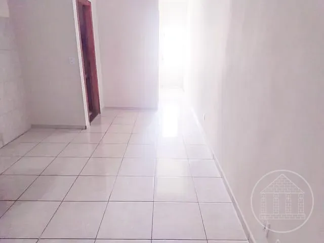 Apartamento 2 quartos e 1 banheiro, para alugar, no bairro Jardim das Imbuias em São Paulo