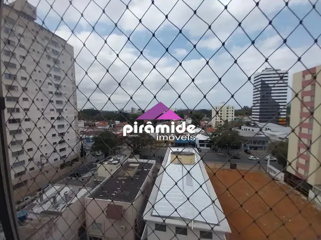Apartamento com 10m² 3 quartos e 2 banheiros, para alugar, no bairro Vila Adyana em São José Dos Campos