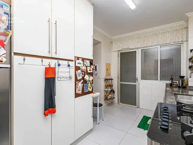 Apartamento 3 quartos e 3 banheiros, à venda, no bairro São Francisco em Curitiba
