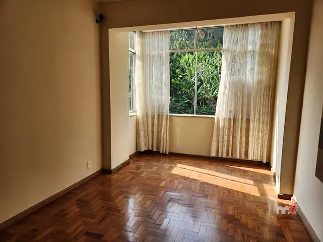 Apartamento 2 quartos e 1 banheiro, à venda, no bairro Centro em Petrópolis