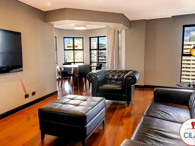 Apartamento 3 quartos e 3 banheiros, à venda, no bairro Batel em Curitiba