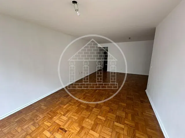 Apartamento com 124m² 3 quartos e 1 banheiro, à venda, no bairro Jardim Europa em São Paulo