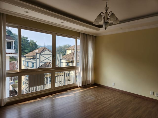 Foto do Apartamento - Apartamento à venda, Valparaíso, Petrópolis, RJ | Immobile Administradora de Bens