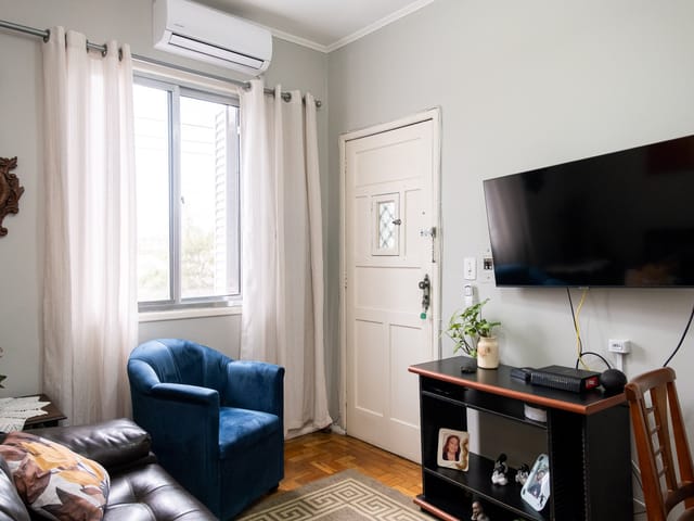 Apartamento com 55m² 2 quartos e 1 banheiro, à venda, no bairro Centro em Pelotas