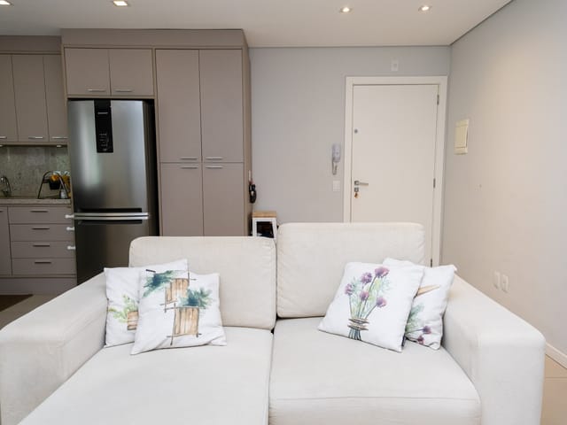 Apartamento 2 quartos e 2 banheiros, à venda, no bairro Três Vendas em Pelotas