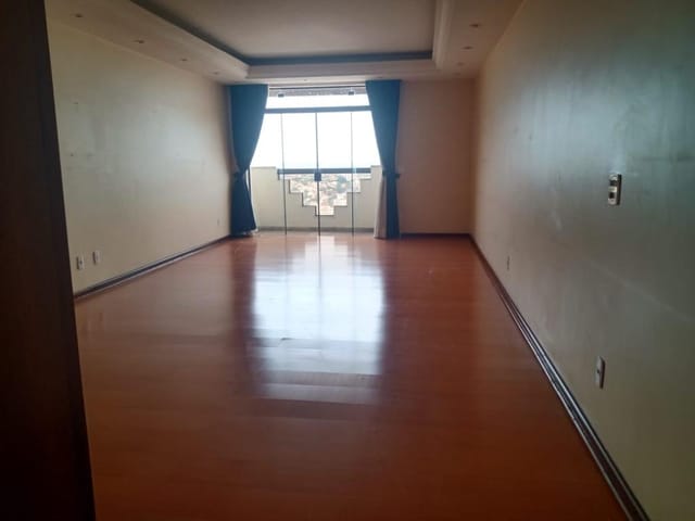 Foto do Apartamento - Apartamento à venda e locação 3 Quartos, 1 Suite, 2 Vagas, 165M², Centro, Sorocaba - SP | Edificio Luis Pessutti | Ary Proenca Negócios Imobiliários Ltda