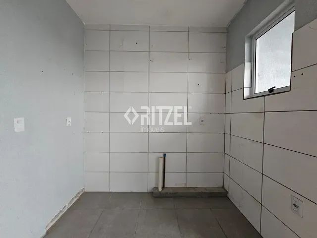 Apartamento 2 quartos e 1 banheiro, para alugar, no bairro Santo Afonso em Novo Hamburgo