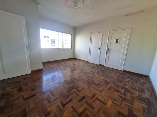 Apartamento com 118m² 3 quartos e 3 banheiros, à venda, no bairro Centro em Pelotas
