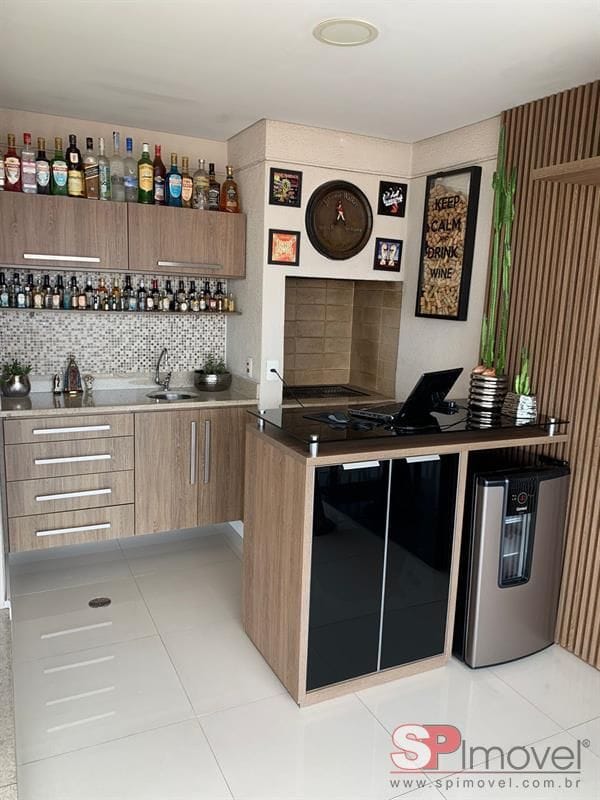 Apartamento com 99m² 3 quartos e 2 banheiros, à venda, no bairro Vila Gomes Cardim em São Paulo