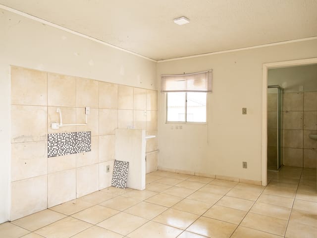 Apartamento 2 quartos e 1 banheiro, para alugar, no bairro Três Vendas em Pelotas