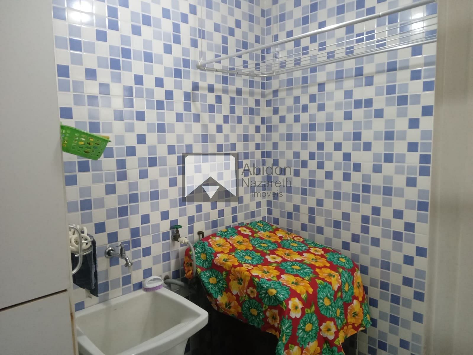 Apartamento à venda com 2 quartos, 70m² - Foto 12
