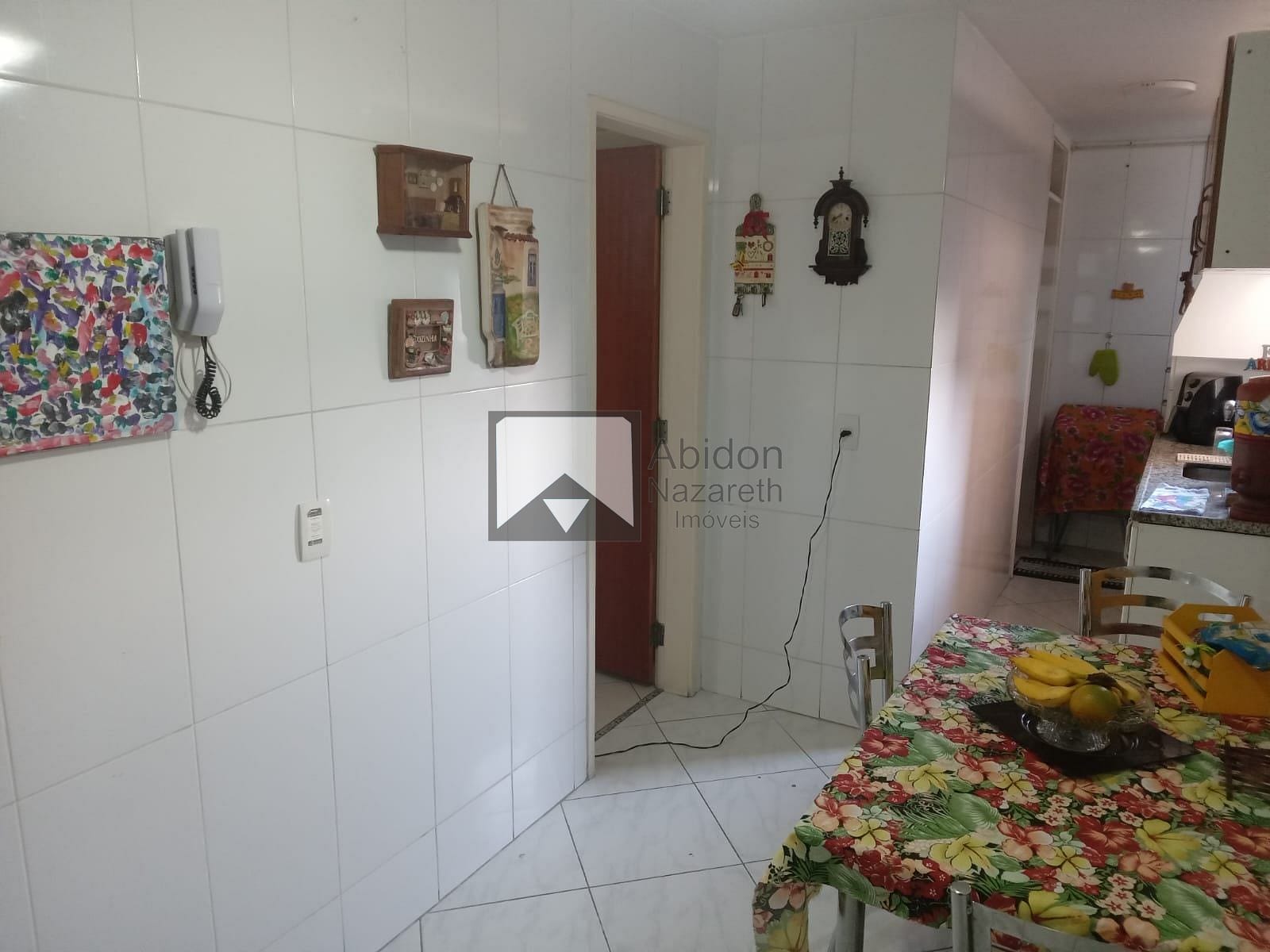 Apartamento à venda com 2 quartos, 70m² - Foto 17