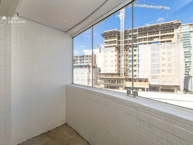 Apartamento 3 quartos e 2 banheiros, à venda, no bairro Água Verde em Curitiba