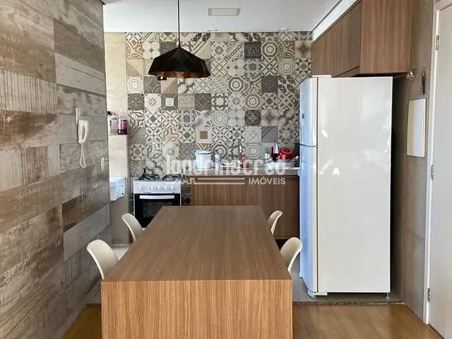 Apartamento 2 quartos e 1 banheiro, à venda, no bairro Ouro Verde em Londrina