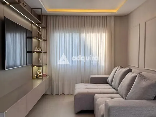 Casa com 330m² 3 quartos e 3 banheiros, à venda, no bairro Jardim Carvalho em Ponta Grossa