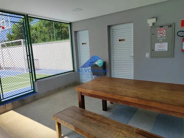 Apartamento com 10m² 2 quartos e 2 banheiros, para alugar, no bairro Jardim Califórnia em Jacareí