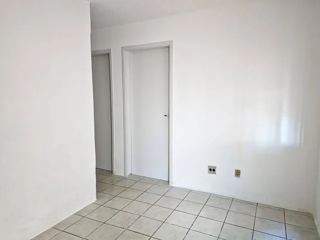Apartamento com 52m² 2 quartos e 1 banheiro, à venda, no bairro Centro em Pelotas