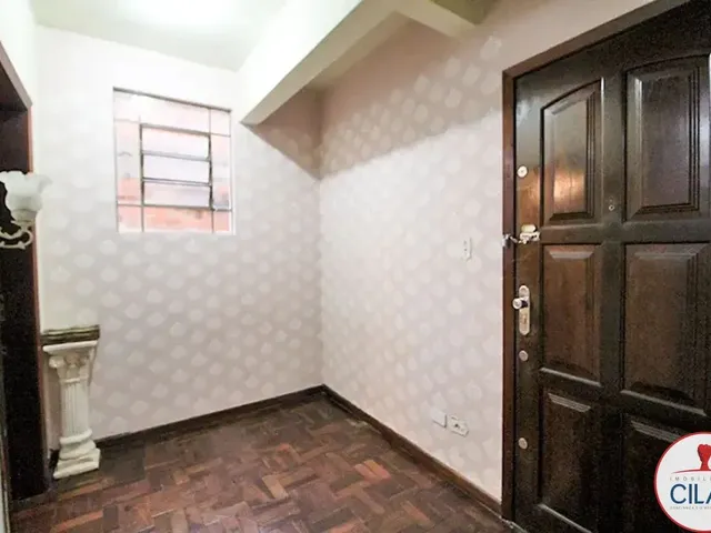 Apartamento 3 quartos e 2 banheiros, à venda, no bairro Centro em Curitiba