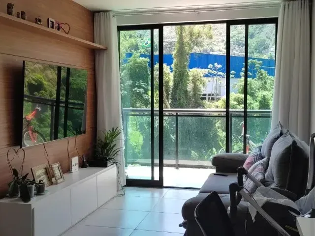 Apartamento 2 quartos e 1 banheiro, à venda, no bairro Samambaia em Petrópolis