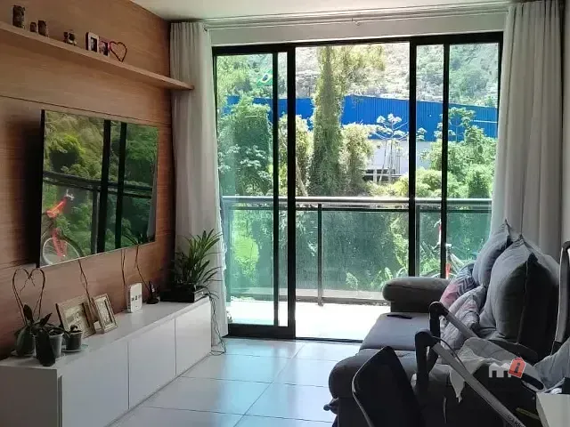 Apartamento 2 quartos e 1 banheiro, à venda, no bairro Samambaia em Petrópolis
