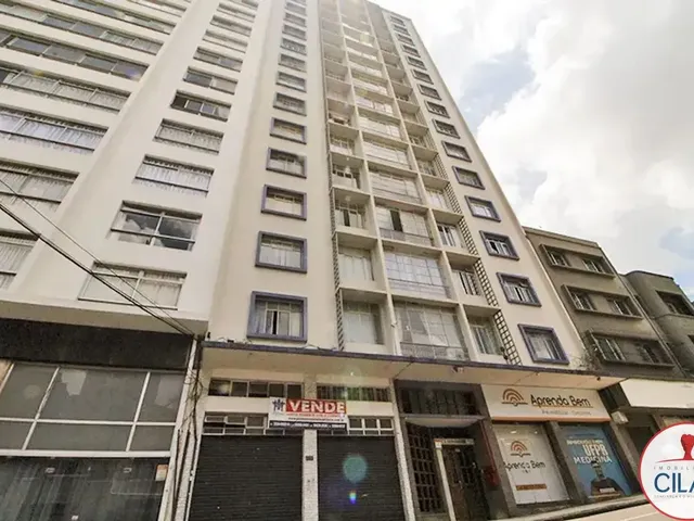 Apartamento 2 quartos e 1 banheiro, à venda, no bairro Centro em Curitiba