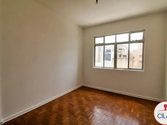 Apartamento 2 quartos e 1 banheiro, à venda, no bairro Centro em Curitiba