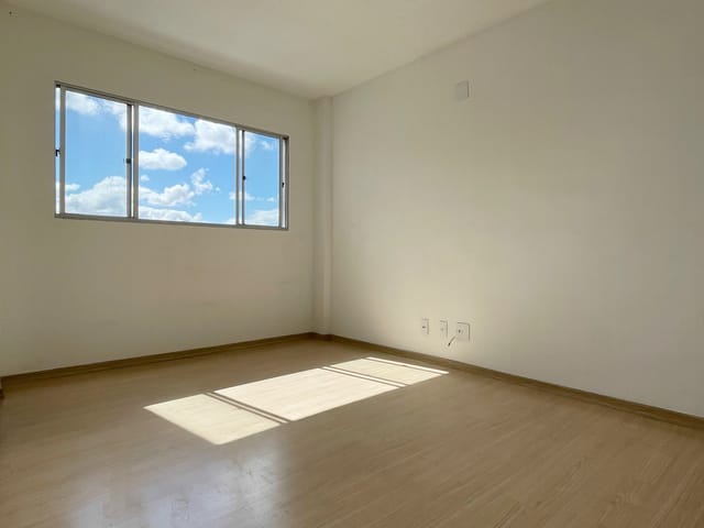 Foto do Apartamento - Apartamento para venda com 2 quartos e uma vaga coberta, São João Batista, Belo Horizonte, MG | Deltalar Imóveis