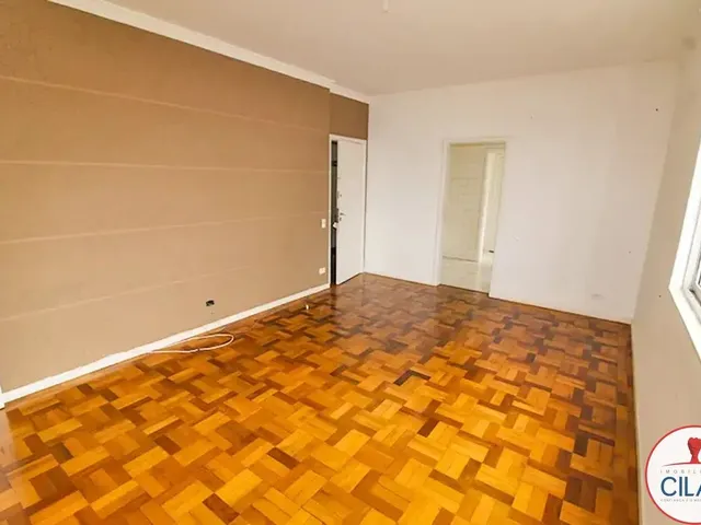 Apartamento 2 quartos e 2 banheiros, à venda, no bairro Mercês em Curitiba