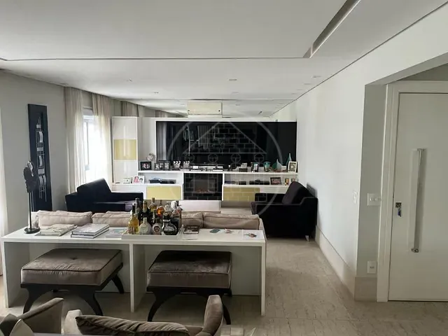 Apartamento com 210m² 3 quartos e 4 banheiros, à venda ou para alugar, no bairro Itaim Bibi em São Paulo