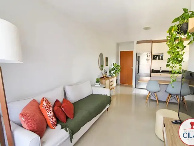 Apartamento 3 quartos e 1 banheiro, à venda, no bairro Santa Cândida em Curitiba
