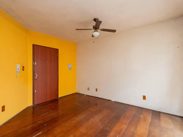Apartamento com 86m² 2 quartos e 1 banheiro, à venda, no bairro Centro em Pelotas