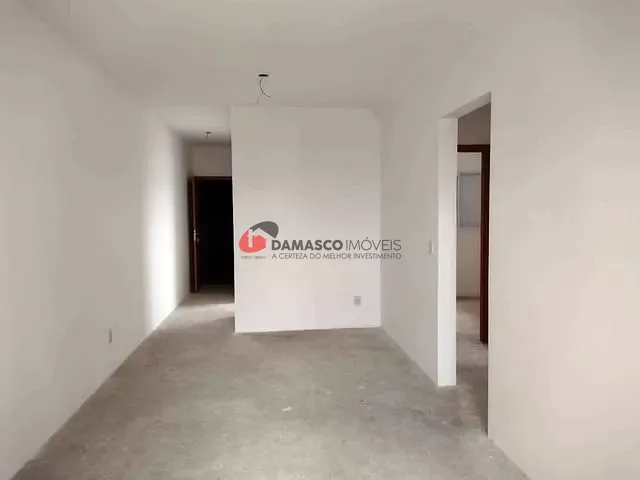 Apartamento 2 quartos e 1 banheiro, à venda, no bairro Campestre em Santo André
