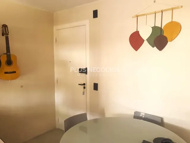 Apartamento com 54m² 2 quartos e 1 banheiro, à venda, no bairro Jardim Tatiana em Votorantim