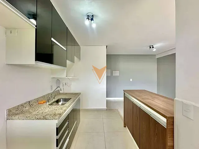 Apartamento 2 quartos e 2 banheiros, à venda ou para alugar, no bairro Granja Viana em Cotia