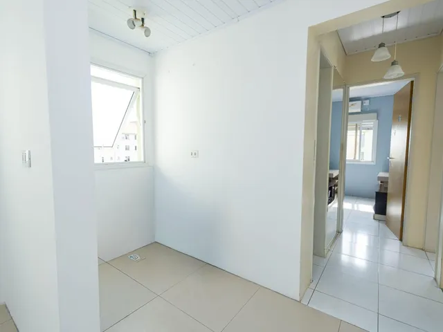 Apartamento com 54m² 2 quartos e 1 banheiro, à venda, no bairro Três Vendas em Pelotas