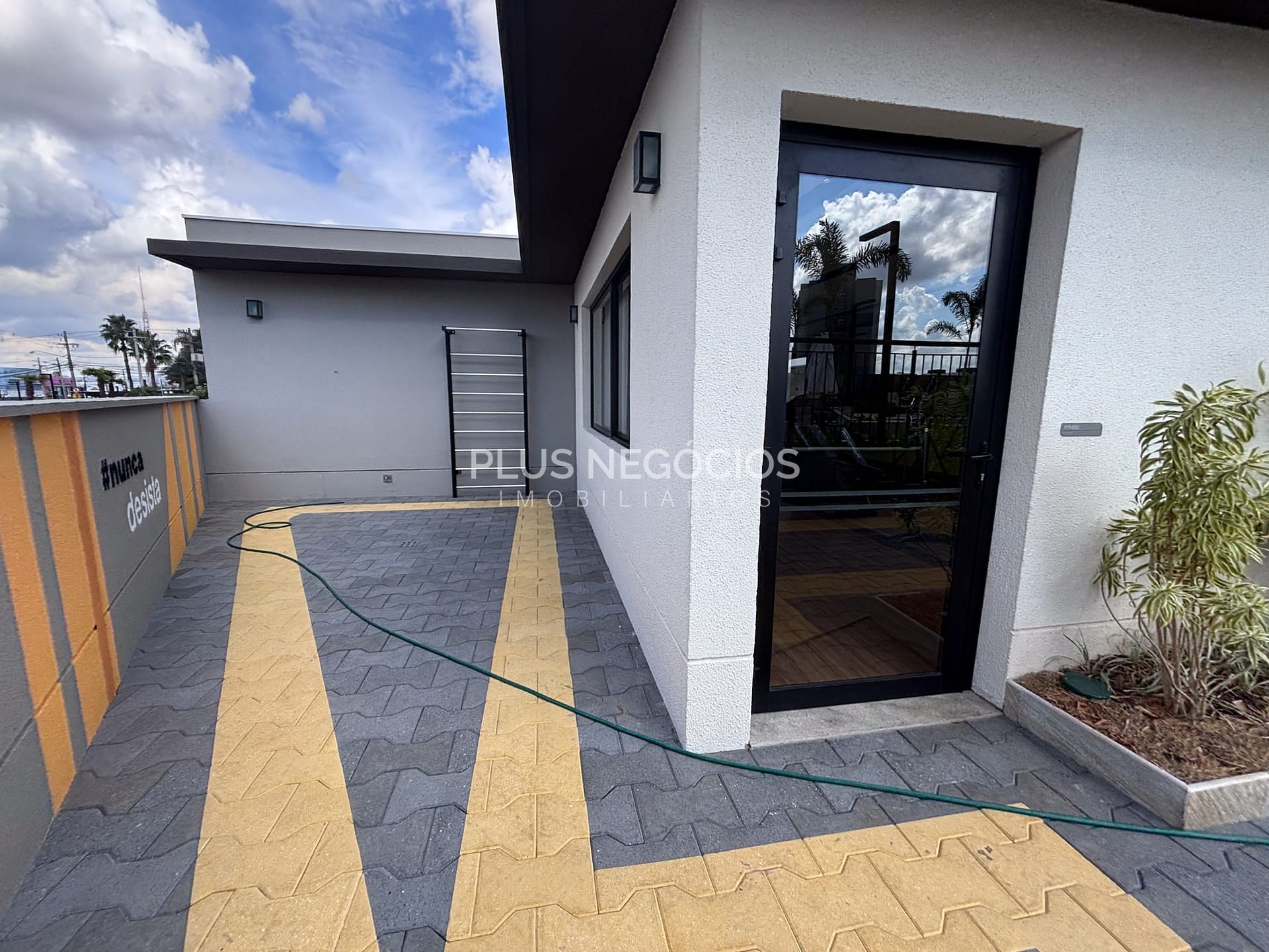 Apartamento à venda e aluguel com 1 quarto, 47m² - Foto 37